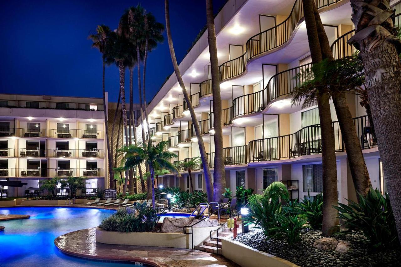 Los Angeles Airport Marriott Exteriör bild